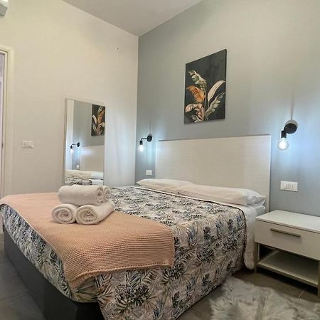 Guest House Kinga Cavour フィレンツェ エクステリア 写真