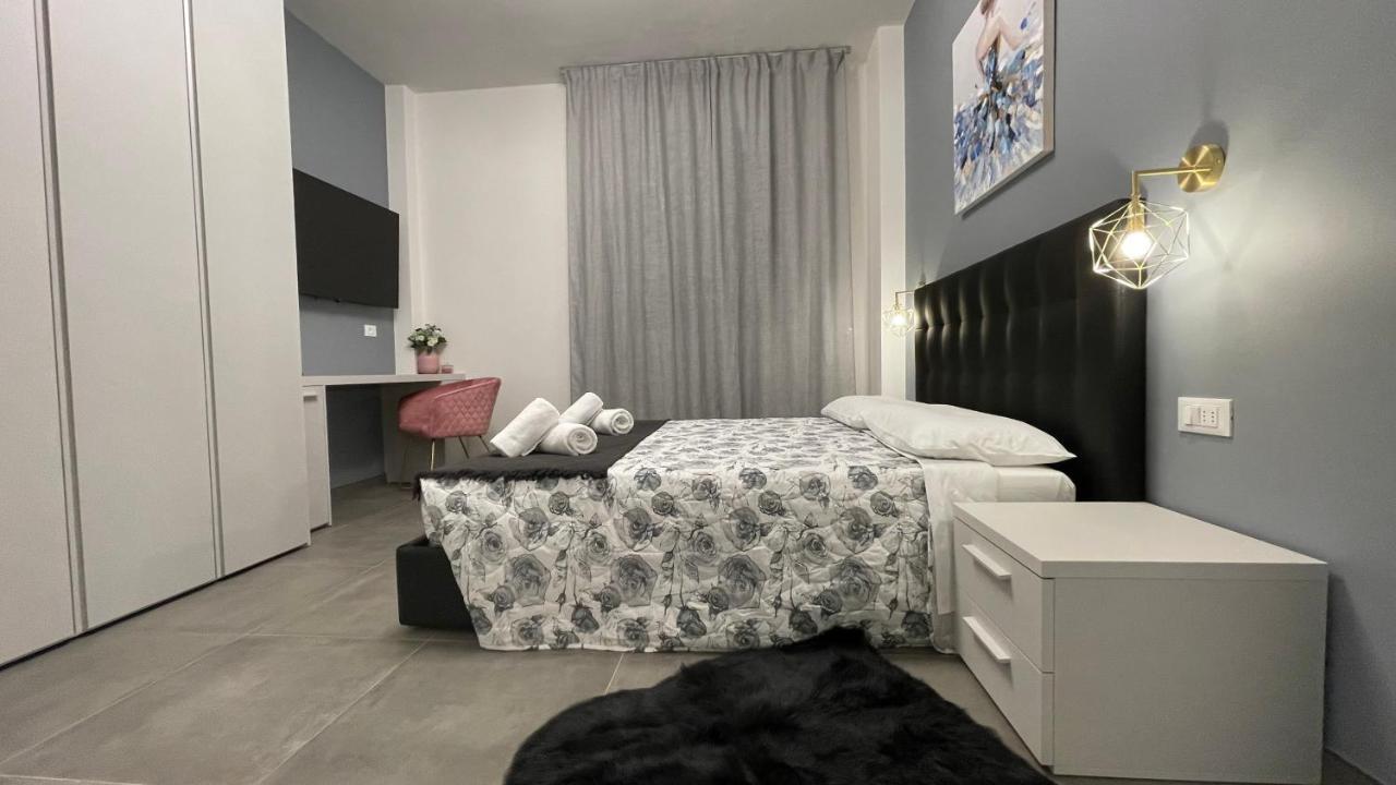 Guest House Kinga Cavour フィレンツェ エクステリア 写真