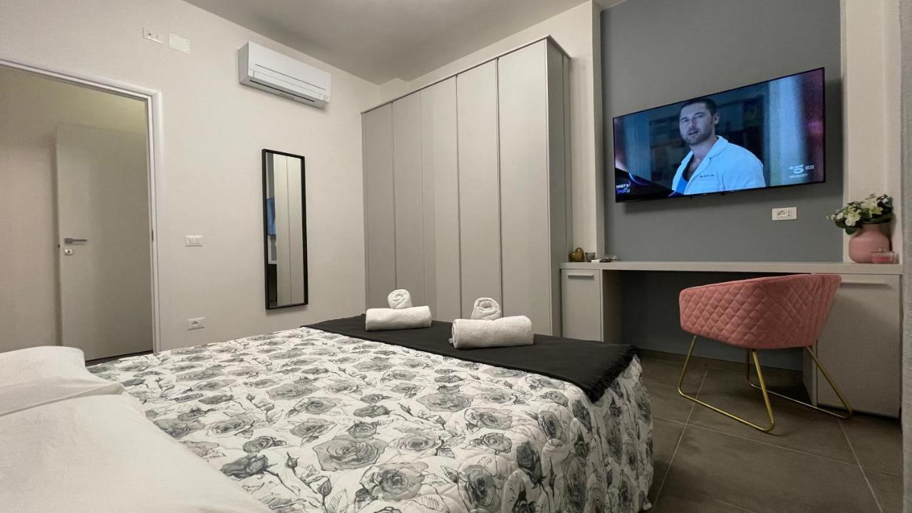 Guest House Kinga Cavour フィレンツェ エクステリア 写真