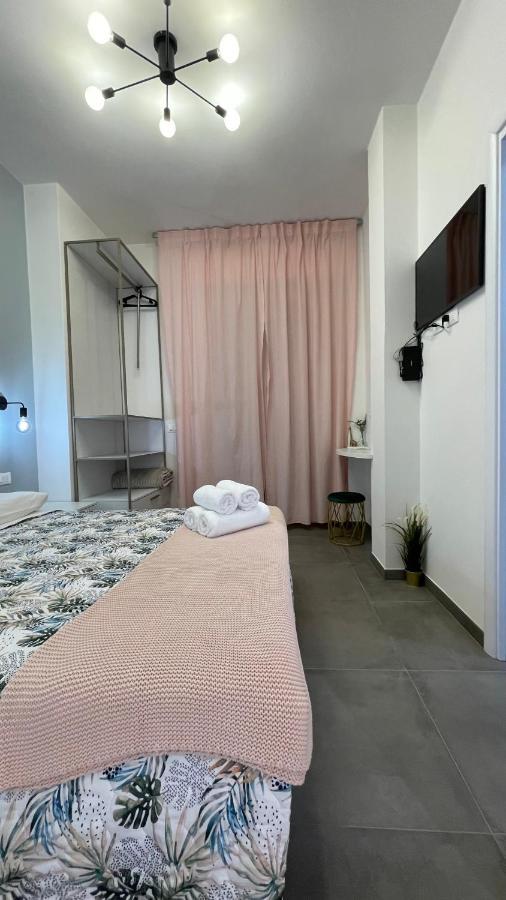 Guest House Kinga Cavour フィレンツェ エクステリア 写真