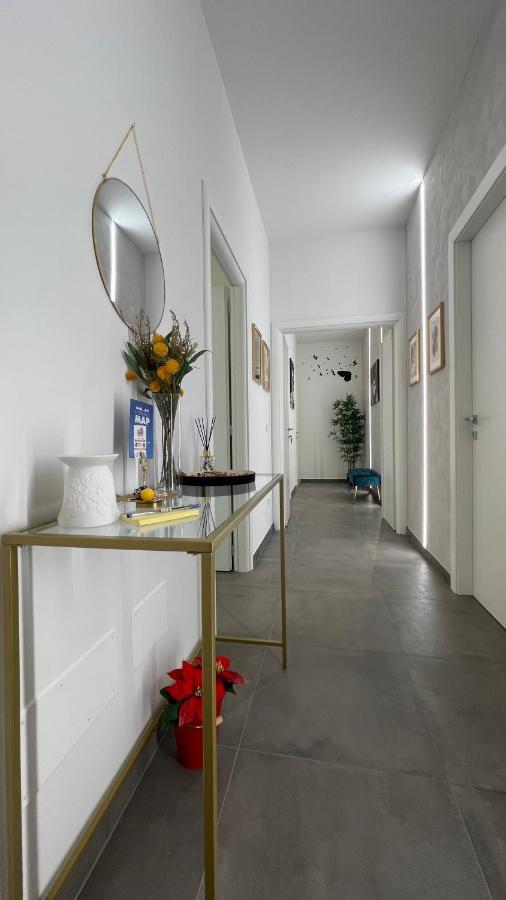 Guest House Kinga Cavour フィレンツェ エクステリア 写真