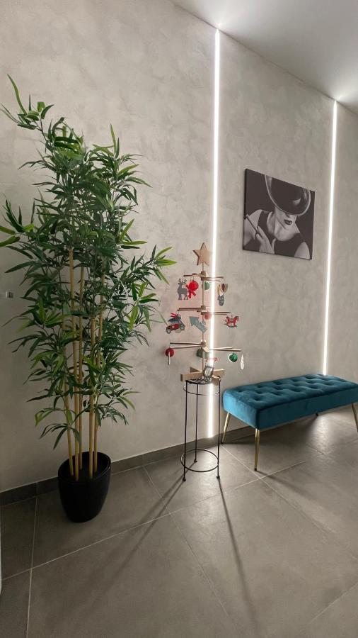 Guest House Kinga Cavour フィレンツェ エクステリア 写真
